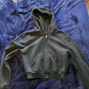 Cropped black jacket